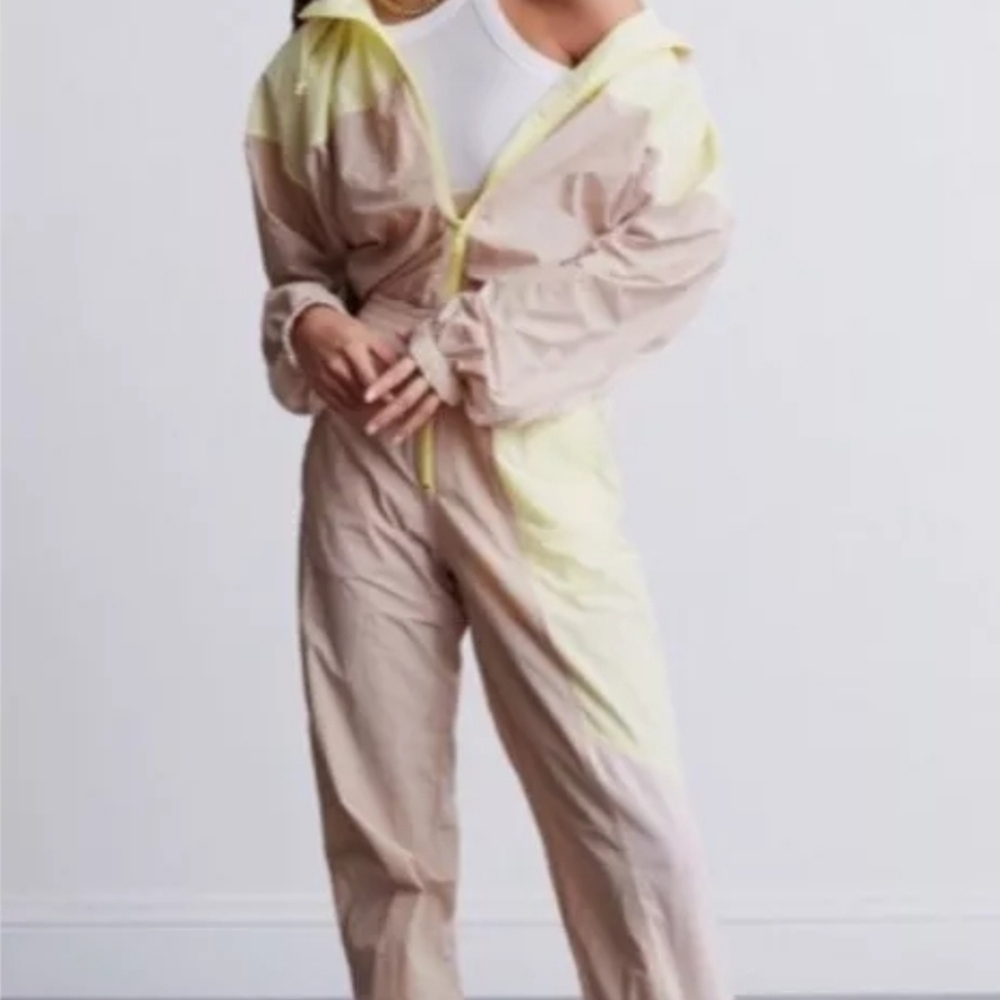 PARADISED Jumpsuit Zip Womens Color Block Yellow Beige Long Sleeve Size Medium,